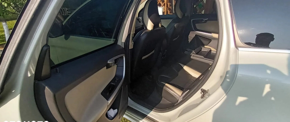Volvo XC 60 cena 48500 przebieg: 270000, rok produkcji 2011 z Warta małe 106